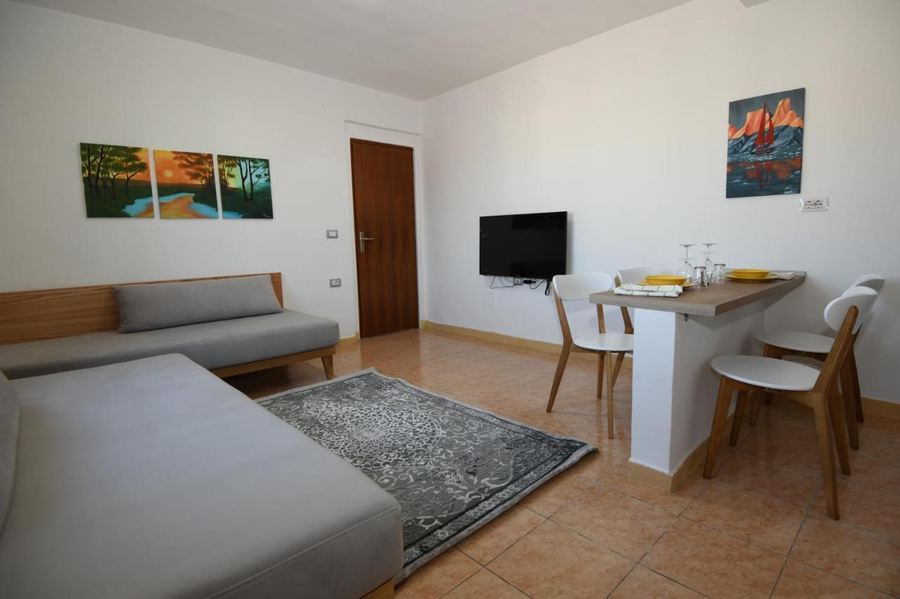 Rondine Studio Apartment Тирана Екстериор снимка